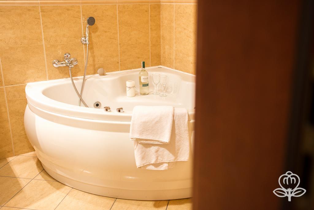 שרם L'Ascada Hotel מראה חיצוני תמונה